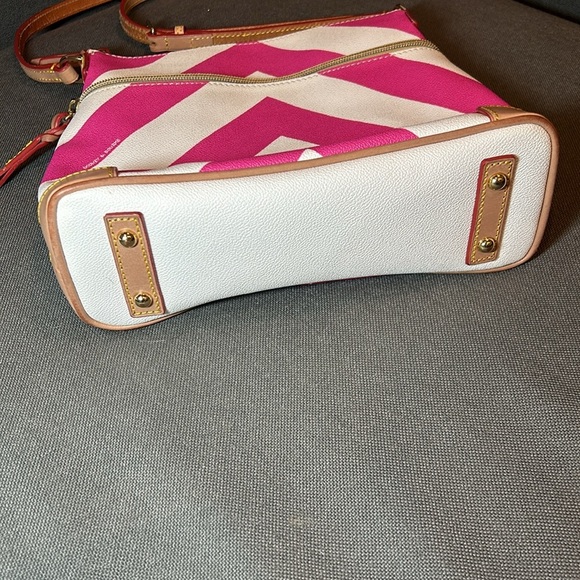 Dooney & Bourke Pebble Leather Crossbody in Fuchsia - Picture 3 of 13